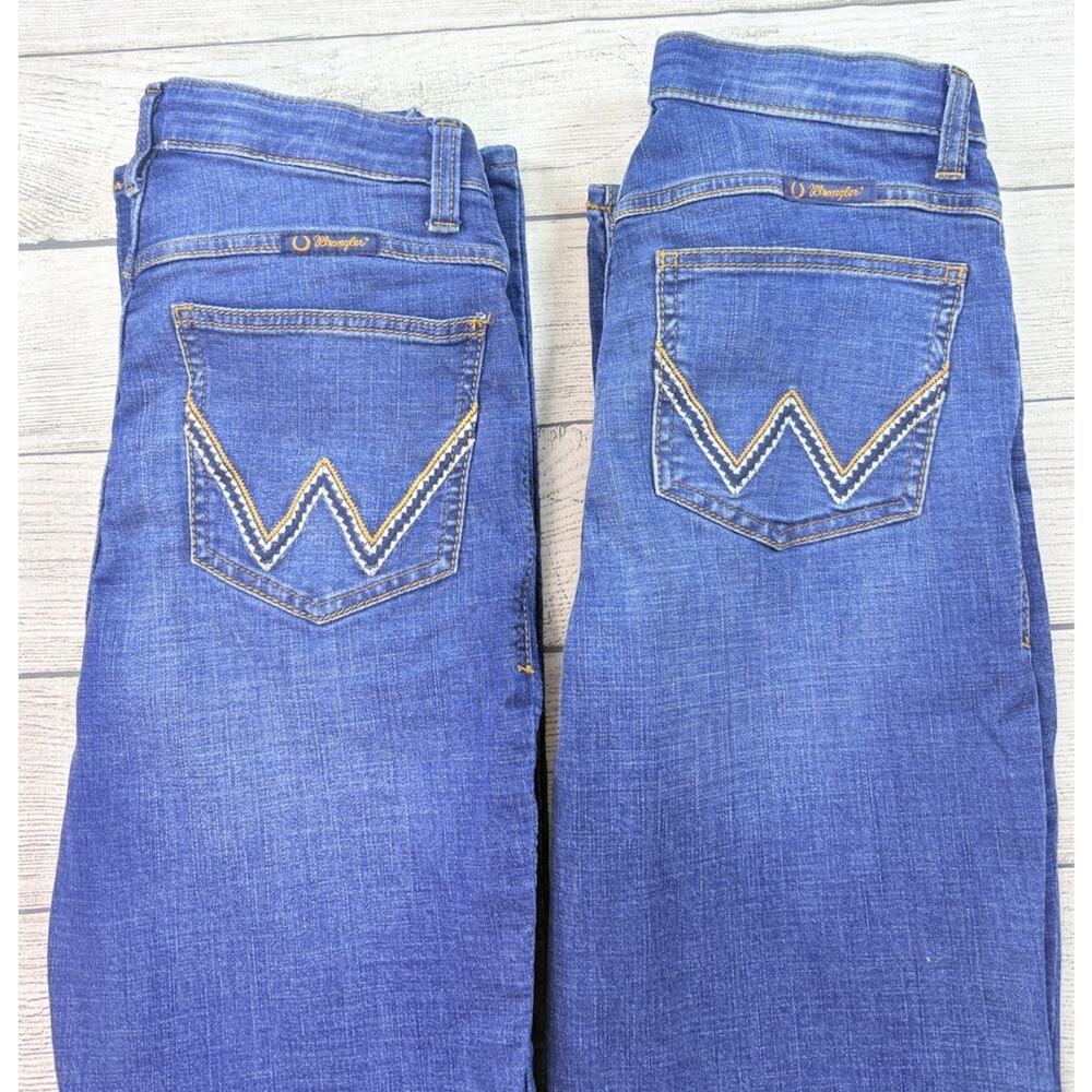 Wrangler Women’s Willow Ultimate Riding Jeans Medium Wash Bootcut Size 11x38 - Picture 2 of 10
